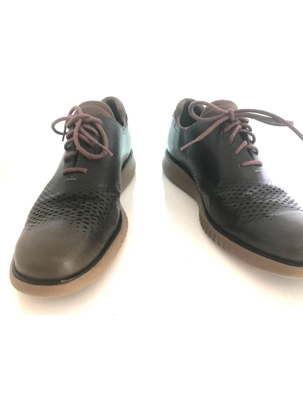 Cole Haan 2.ZEROGRAND Laser Wingtip Oxfords Tan Brown Men's Size 9 M Nice Shape.